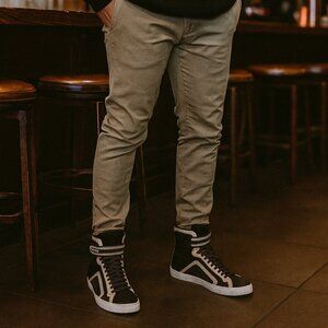 Limited Edition Hennessy x Jhung Yuro Sneakers Sz 10 Brown White Leather Hi Top